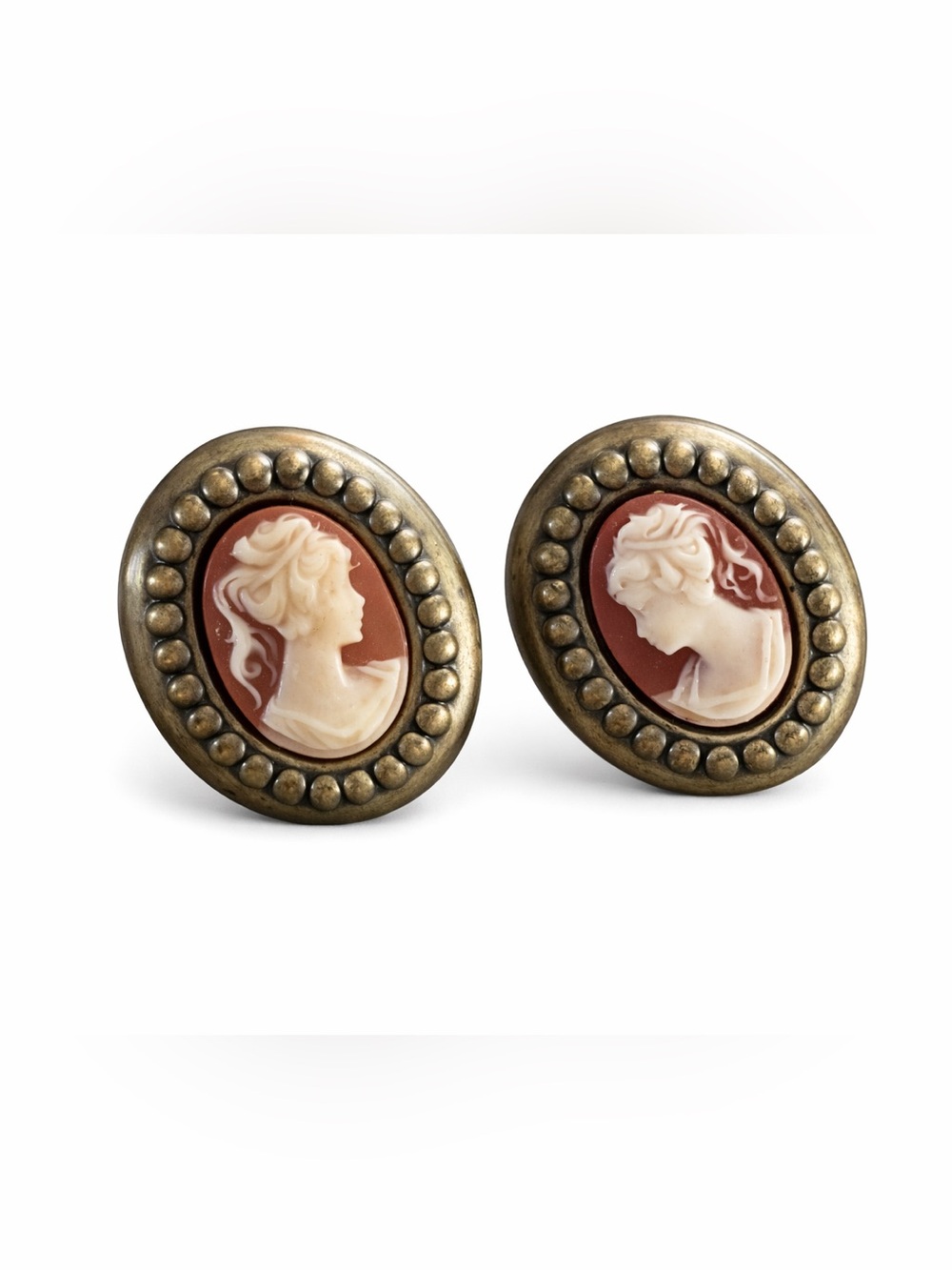 5/$25 Vintage-Inspired Oval Cameo Earrings